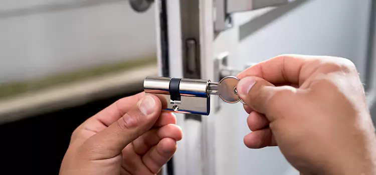 Emergency Locksmith for House Chelsea