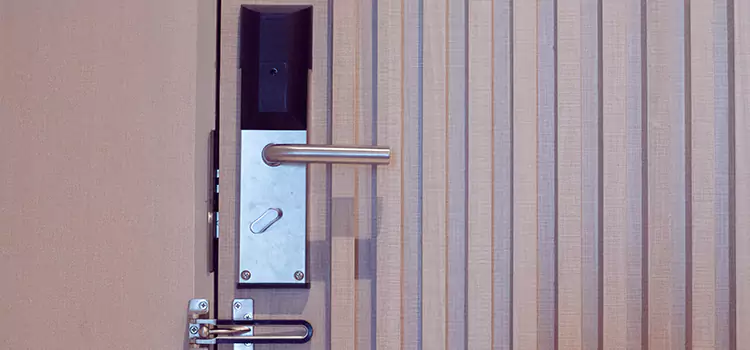 Installing a Maglock Chelsea